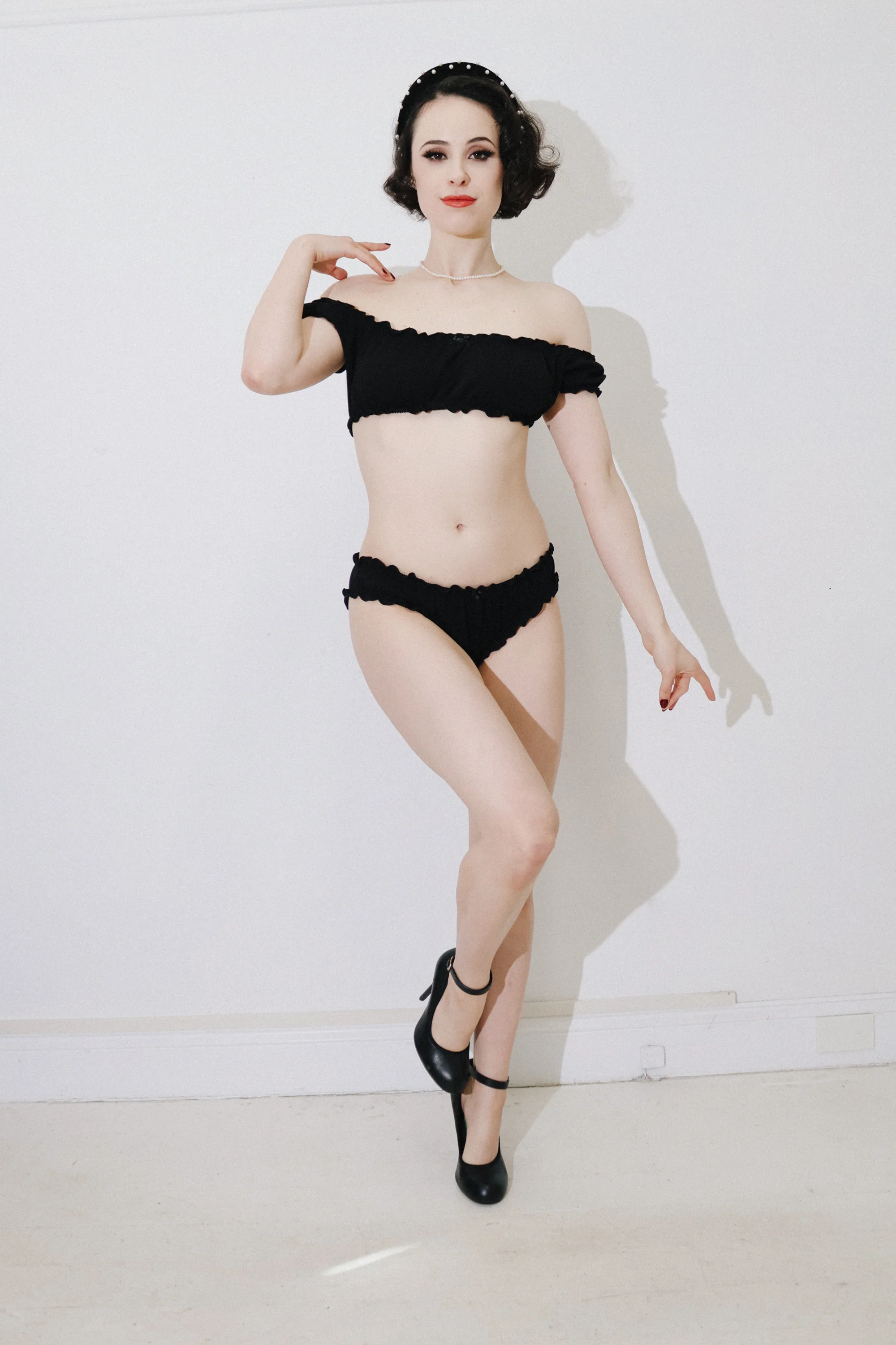 Lula Top Black Modal Jersey - Image 6