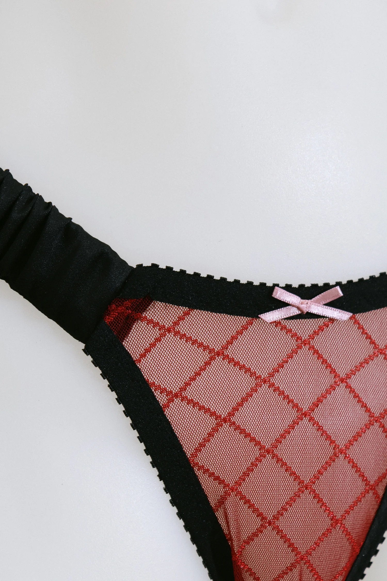 Scrunch Side Thong Red Mesh and Black Silk - Image 3